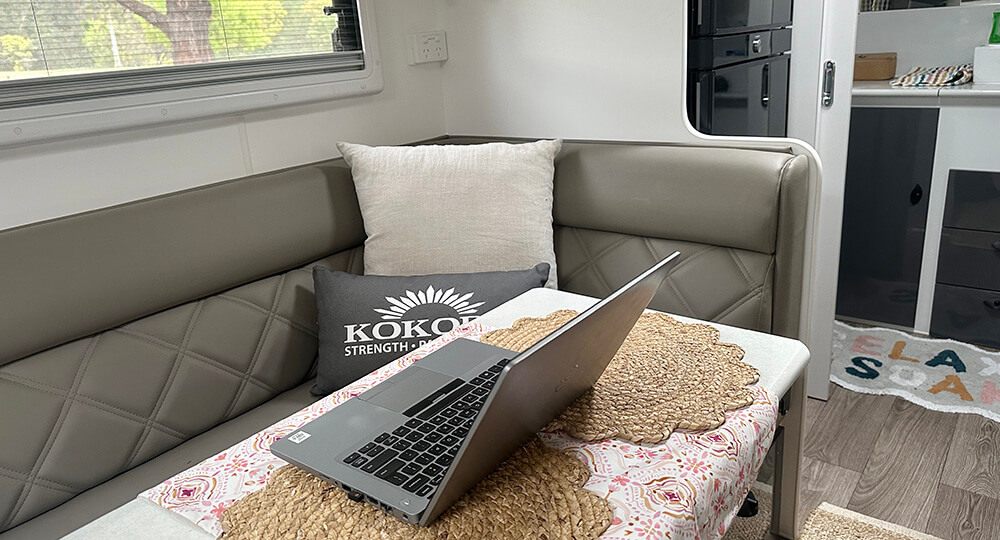 laptop-work-van